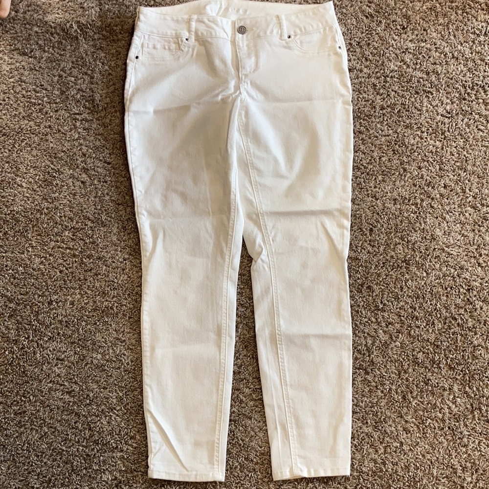 White Jeans